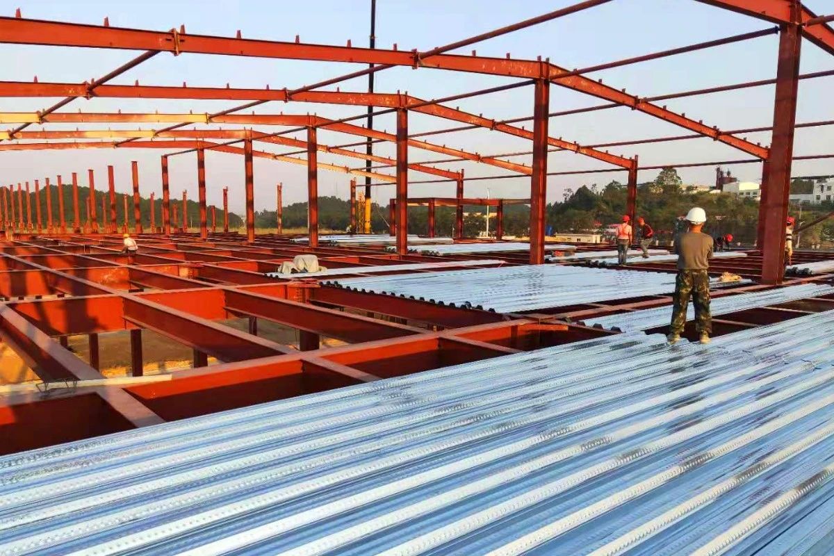 ಉಕ್ಕಿನ ರಚನೆಯ ಪರಿಚಯ ಗೋದಾಮಿನ roof ಾವಣಿಯ ಸೋರಿಕೆ